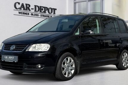 VW Touran 197.000 km 4.999 € Jülich 52428