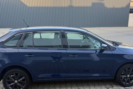 Skoda Rapid 130.000 km 7.500 € Aachen 52074