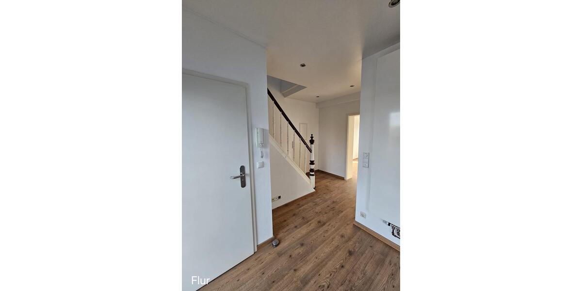 Etagenwohnung Düren Mariaweiler-Hoven - 2.5 Zimmer, 90 m&sup2;, 850&euro; | Angebot:25443963