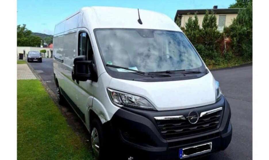 Opel Movano 31.000 km 21.200 € Düren 52349