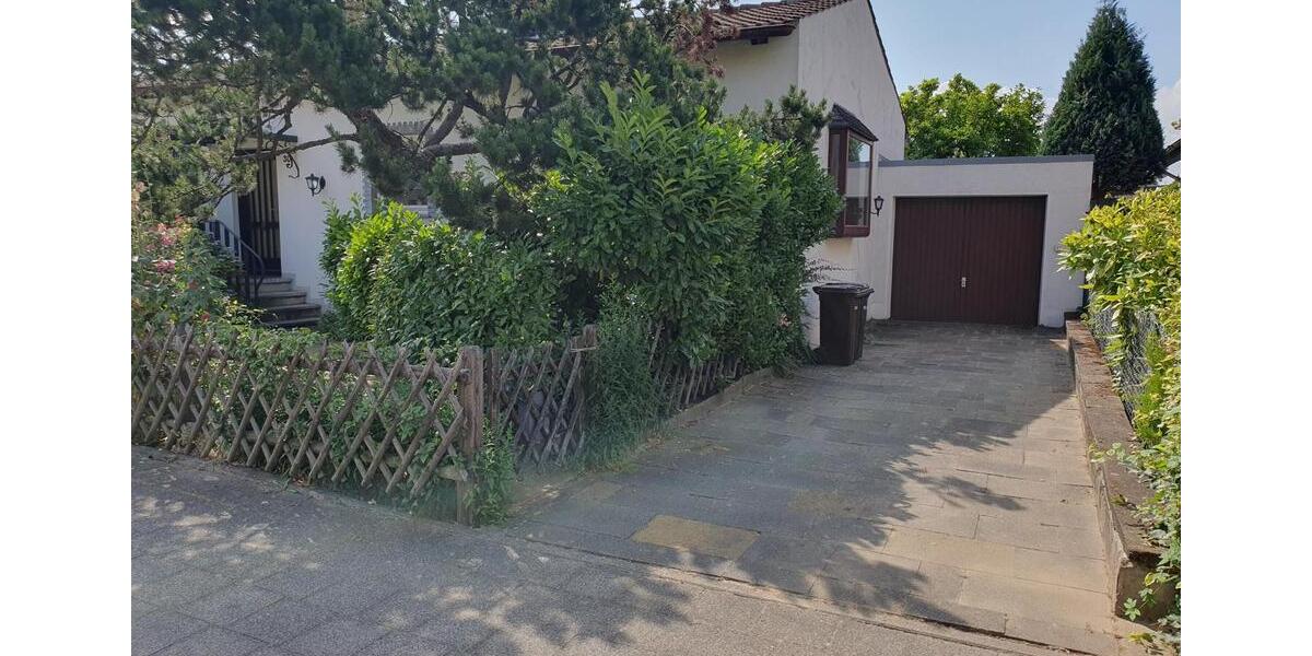 Einfamilienhaus Jülich - 6 Zimmer, 111 m&sup2;, 330.000&euro; | Angebot:27094084