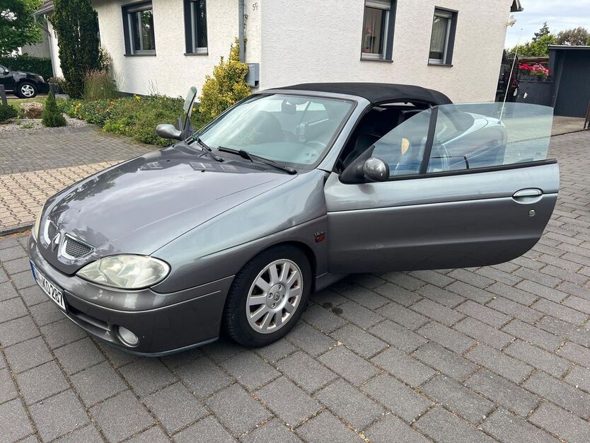 Renault Megane 95.000 km 2.000 € Düren 52353