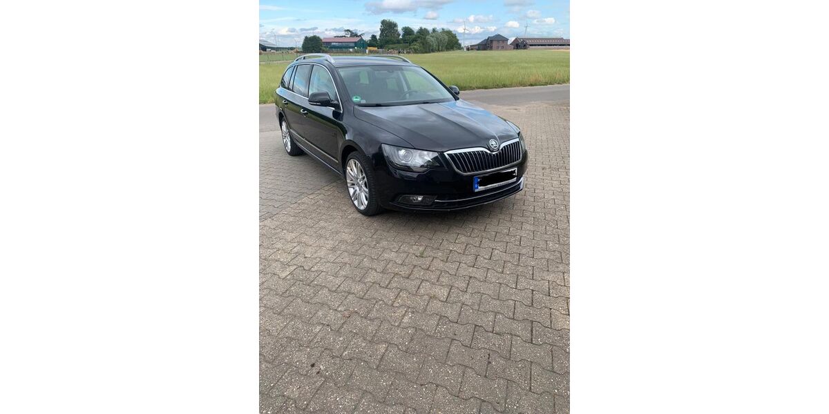 Skoda Superb 118.500 km 11.100 &euro; Übach-Palenberg 52531