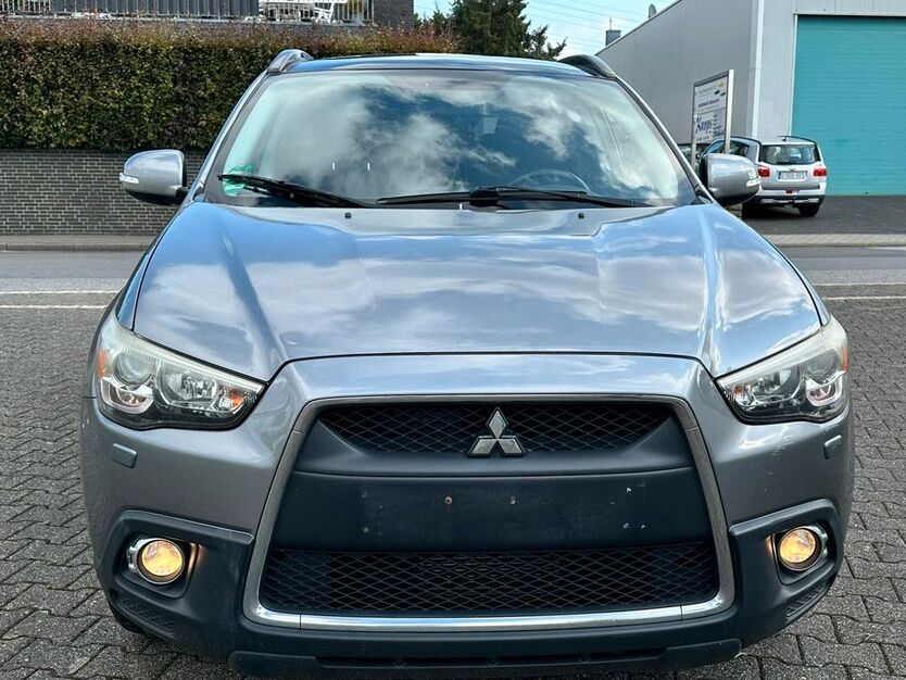 Mitsubishi ASX 240.000 km 4.499 € Aachen 52080