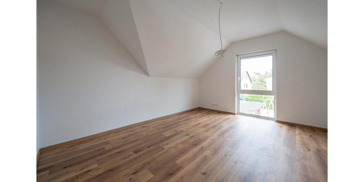 Etagenwohnung Geilenkirchen - 3 Zimmer, 110 m&sup2;, 1.100&euro; | Angebot:26338405