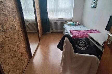 Zimmer frei in 3er-WG für Frauen- Perfekte Lage an der Normaluhr! 1 zimmer