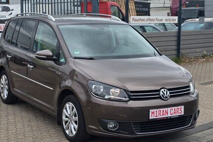 VW Touran 270.000 km 7.800 € Düren 52353