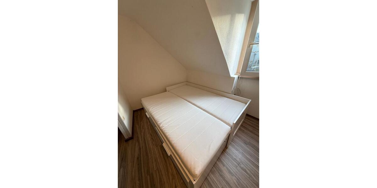 Dachgeschoßwohnung Aachen Aachen-Mitte - 1 Zimmer, 15 m&sup2;, 530&euro; | Angebot:26449106