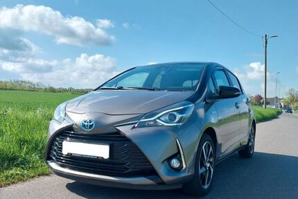 Toyota Yaris 42.000 km 15.600 &euro; Herzogenrath 52134