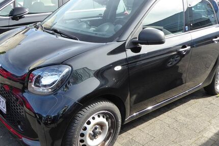 Smart ForFour 15.694 km 9.990 € Herzogenrath 52134
