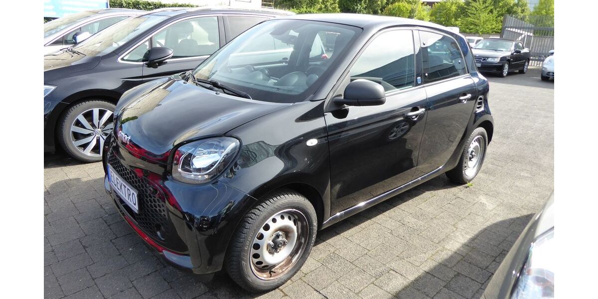 Smart ForFour 15.694 km 9.990 € Herzogenrath 52134
