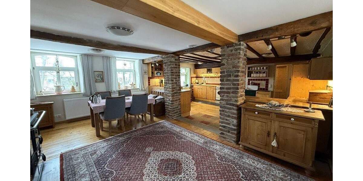 Mehrfamilienhaus, Wohnhaus Aachen / Hahn Hahn - 8 Zimmer, 328 m&sup2;, 890.000&euro; | Angebot:24596539