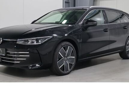 VW Passat Variant 1.111 km 43.970 &euro; Aachen 52078