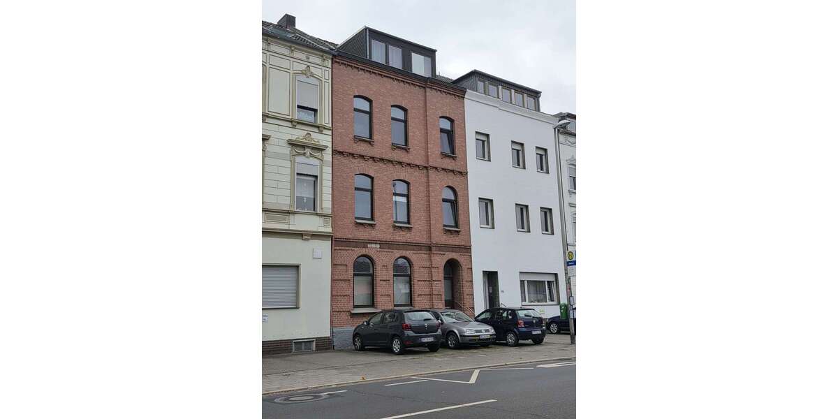 Haus zum Kaufen in Düren 369.000 € 256 m² 10 zimmer