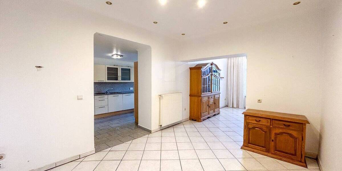 Mehrfamilienhaus, Wohnhaus Aachen Aachen-Mitte - 8 Zimmer, 291 m&sup2;, 495.000&euro; | Angebot:26257287
