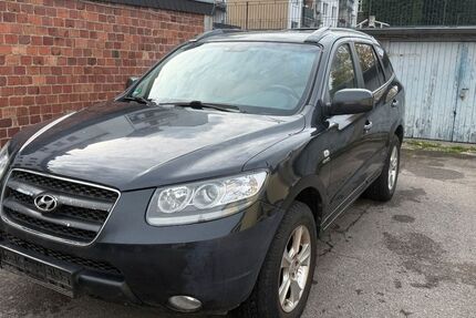 Hyundai SANTA FE 177.000 km 3.990 &euro; Aachen 52068