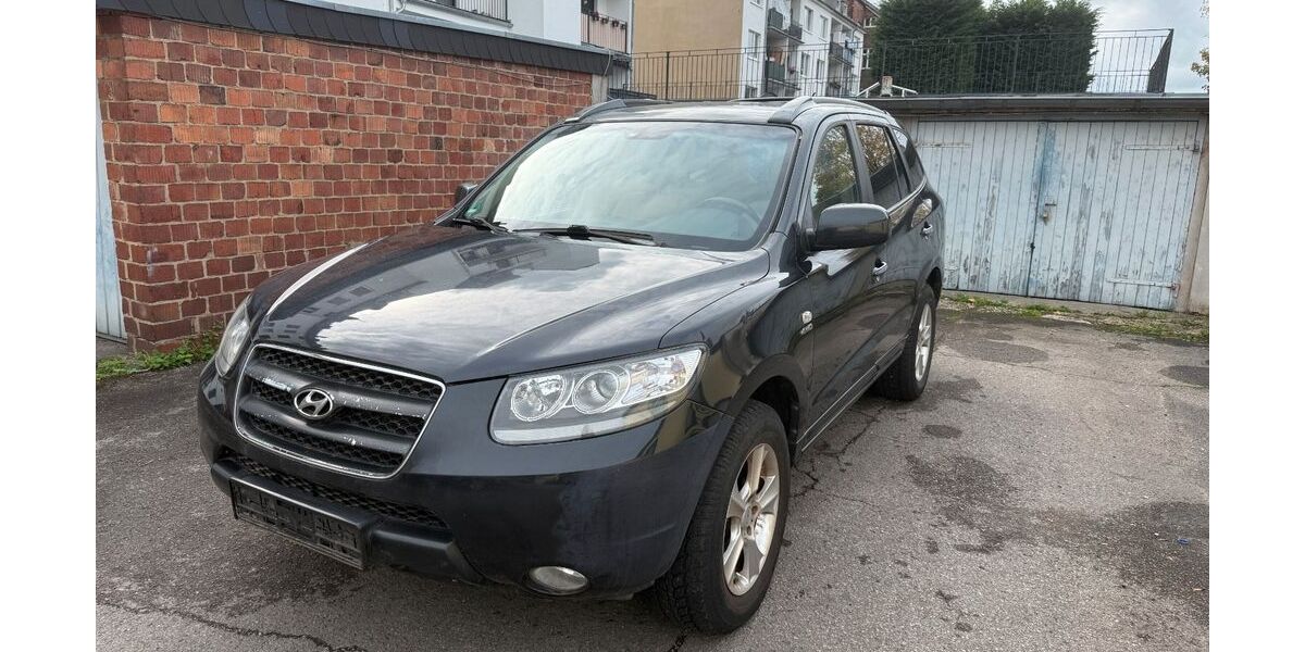 Hyundai SANTA FE 177.000 km 3.990 &euro; Aachen 52068