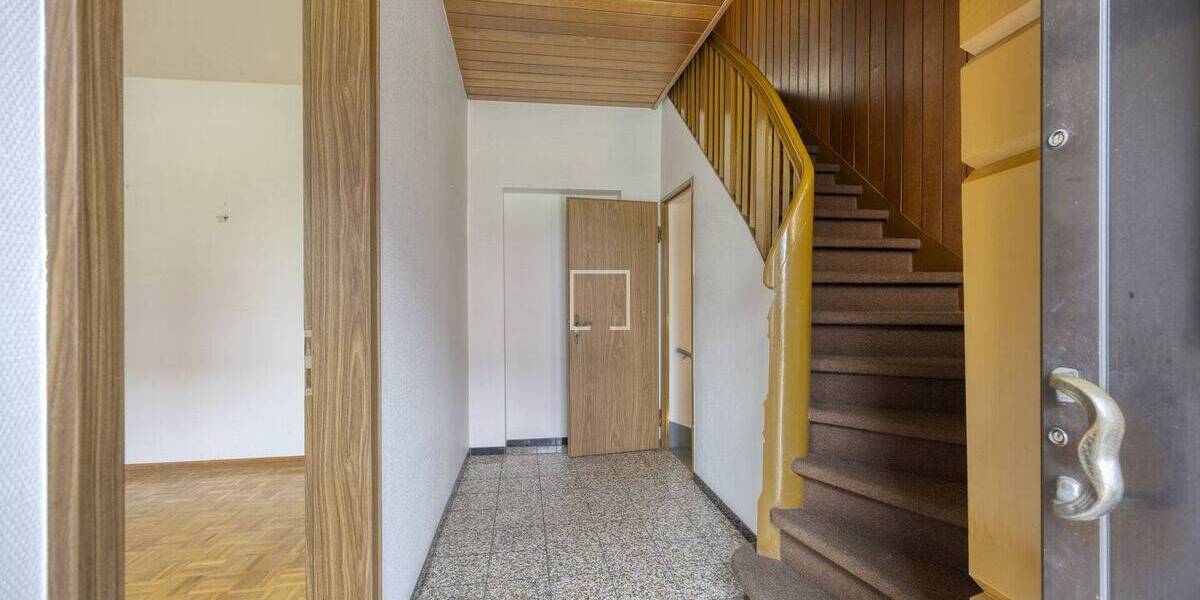 Reihenmittelhaus Aachen Aachen-Mitte - 5 Zimmer, 131 m&sup2;, 449.000&euro; | Angebot:26065240