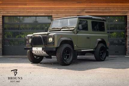 Land Rover Defender 160.000 km 29.950 &euro; Aachen 52072
