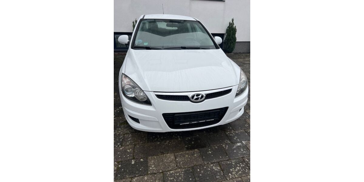 Hyundai i30 173.000 km 4.200 &euro; Eschweiler 52249