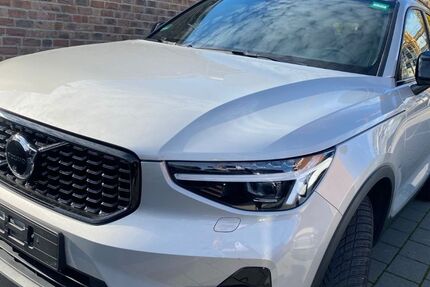 Volvo XC40 27.833 km 31.990 &euro; Übach-Palenberg 52531