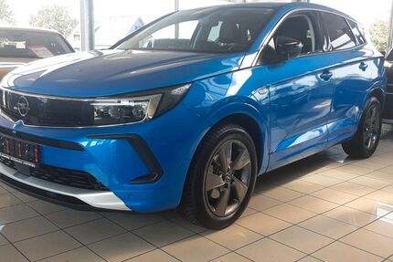Opel Grandland (X) 33.500 km 19.490 € Monschau (bei Aachen) 52156