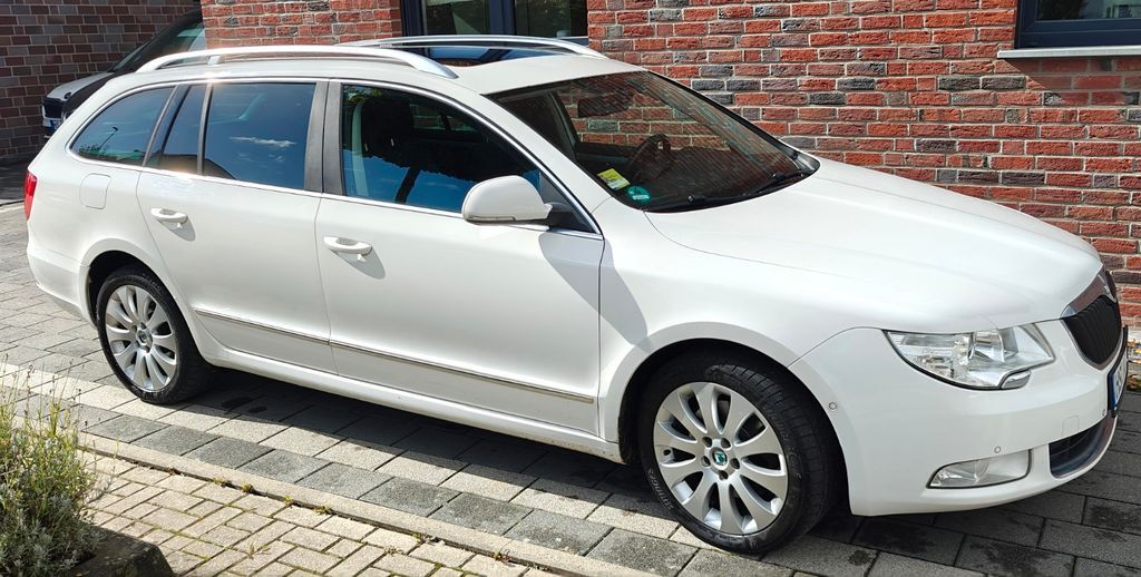 Skoda Superb 207.000 km 6.000 € Gangelt 52538