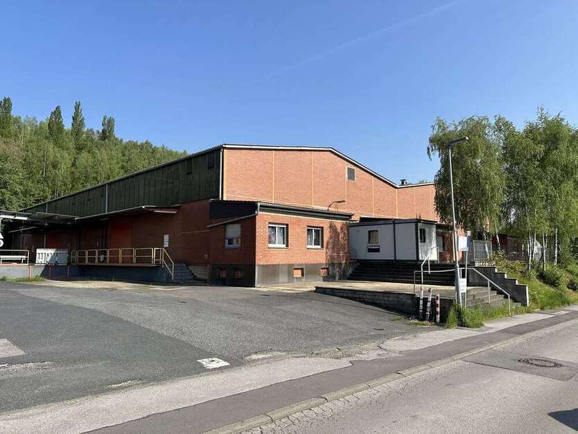 Halle in Stolberg (Rheinland) 2.450.000 € 2350 m²