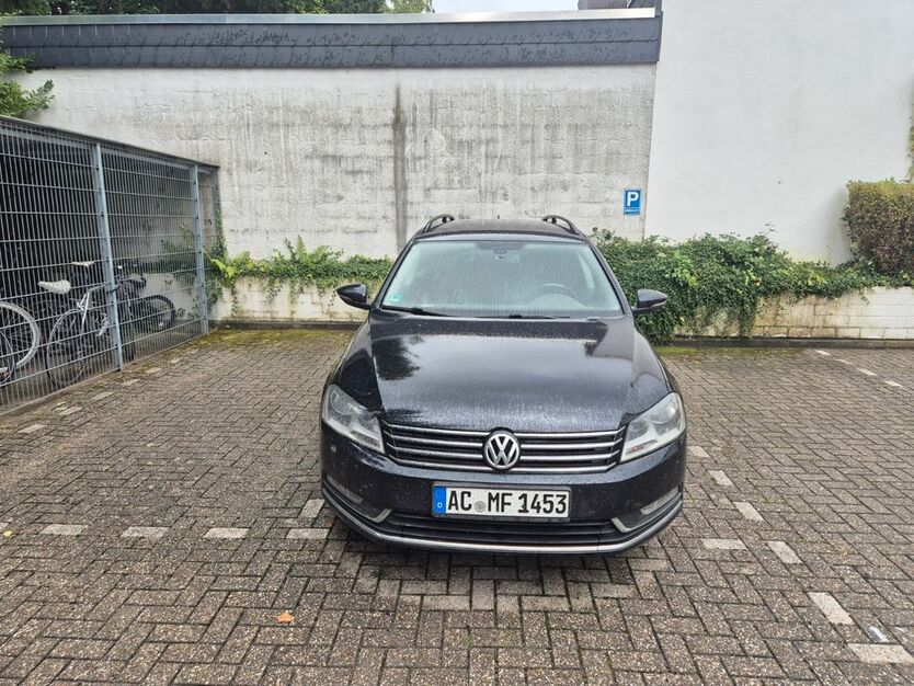 VW Passat 216.500 km 8.500 € Aachen 52066