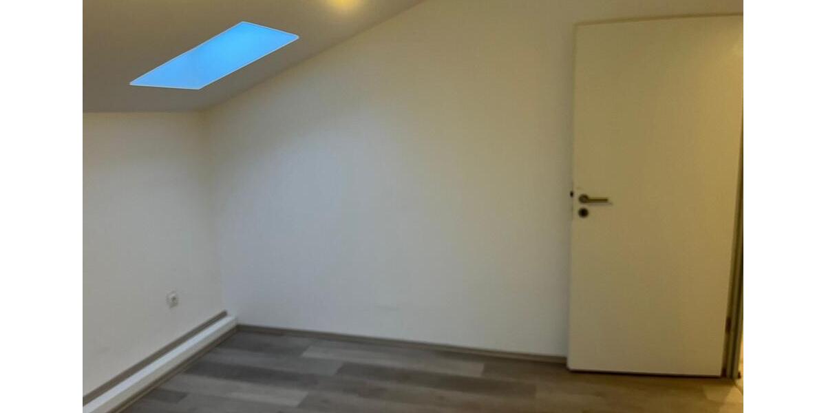 Dachgeschoßwohnung Stolberg (Rhld.) Büsbach - 2 Zimmer, 65 m&sup2;, 640&euro; | Angebot:26224629