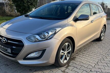 Hyundai i30 221.000 km 6.790 &euro; Eschweiler 52249