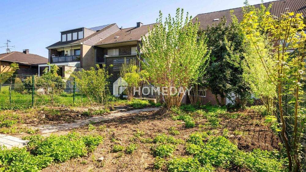 Geräumiges ZFH mit Garten, Balkon, Loggia, Garage und Ausbaupotenzial in ruhiger Lage 7 zimmer