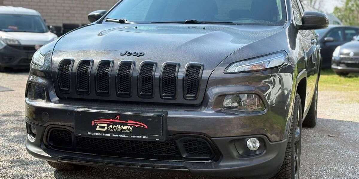 Jeep Cherokee 272.000 km 5.700 &euro; Niederzier 52382