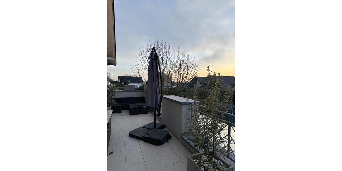 Etagenwohnung Linnich - 5 Zimmer, 122 m&sup2;, 290.000&euro; | Angebot:24750553