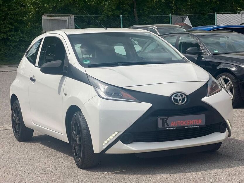 Aygo (X)