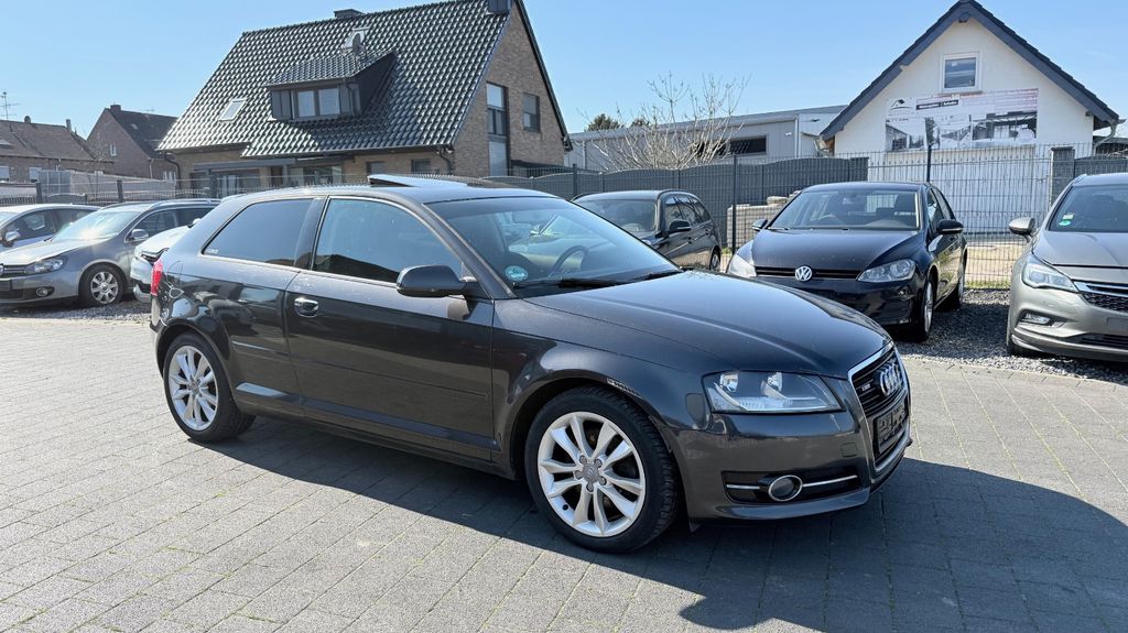 Audi A3 287.813 km 3.490 &euro; Übach Palenberg 52531