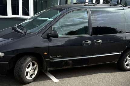 Chrysler Voyager 245.000 km 550 &euro; Düren 52349