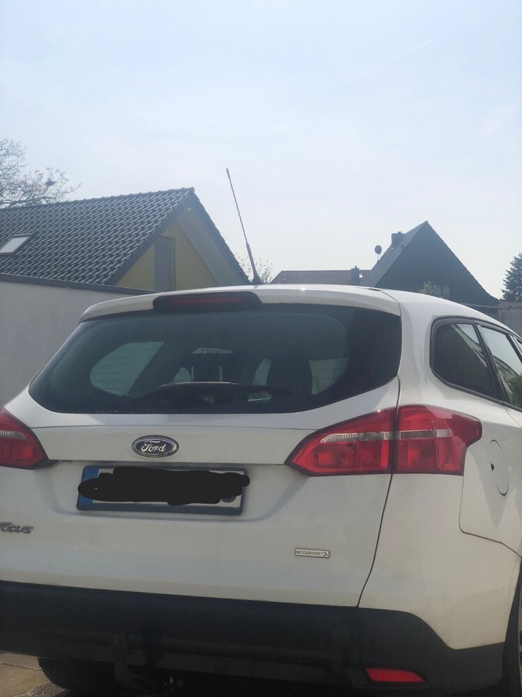 Ford Focus 103.000 km 6.900 € Kreuzau 52372
