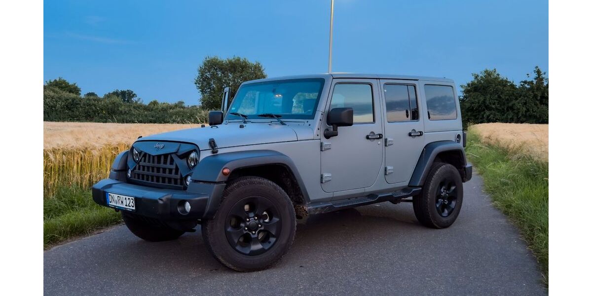 Jeep Wrangler 190.000 km 22.400 &euro; Düren 52351