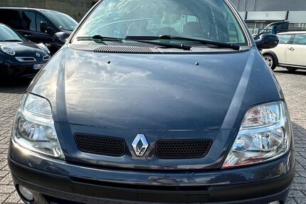 Renault Scenic 186.000 km 1.100 € Aachen 52080