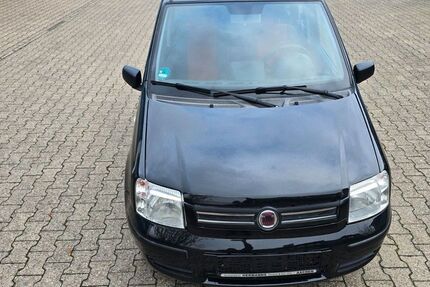 Fiat Panda 136.000 km 2.300 &euro; Aachen 52068