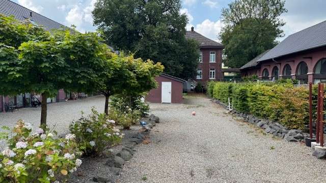 Haus zum Mieten in Herzogenrath 1.460 € 170 m²