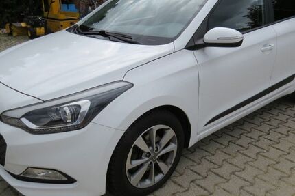 Hyundai i20 117.400 km 7.200 &euro; Übach-Palenberg 52531