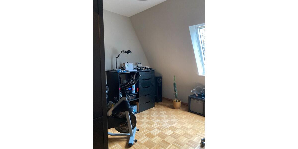 Vollmöblierte Wohnung zur Untermiete für 6 Monate 4 zimmer