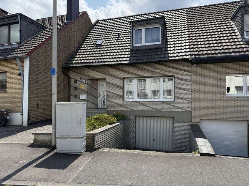 Haus zum Kaufen in Jülich 260.000 € 92 m²