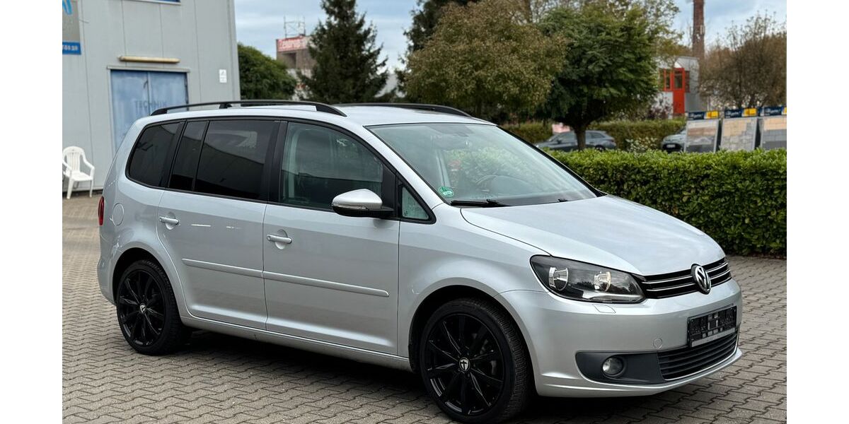 VW Touran 213.831 km 5.990 &euro; Alsdorf 52477