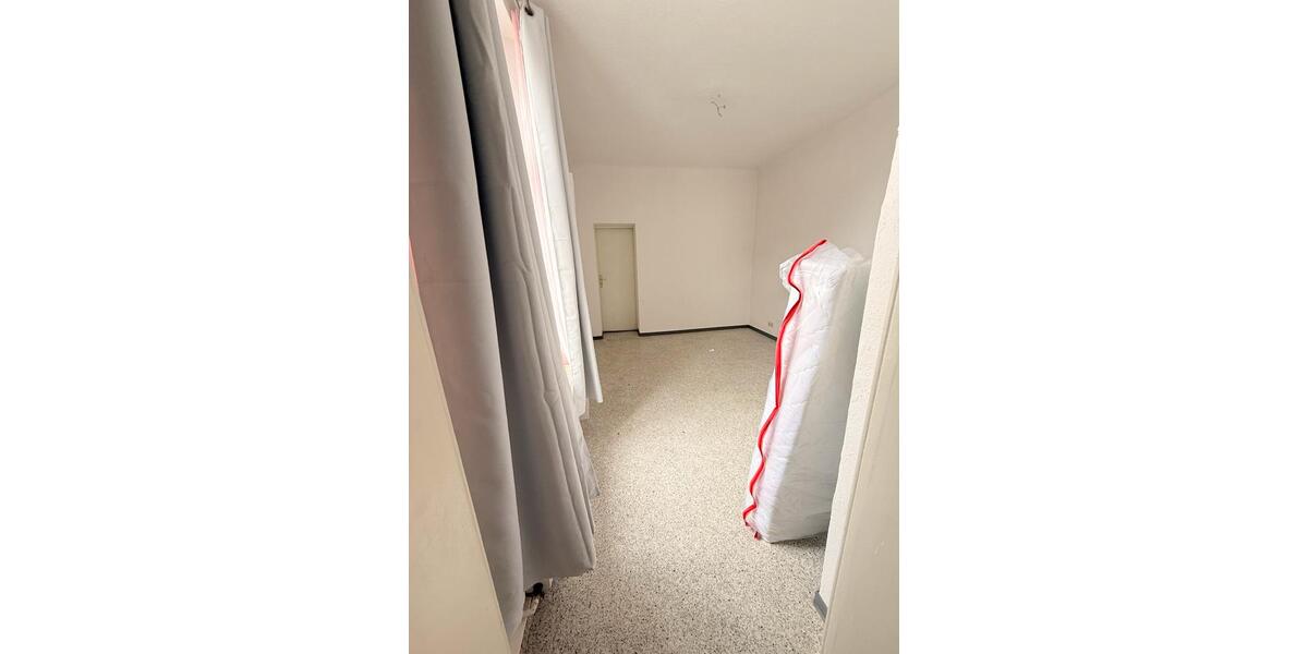 Etagenwohnung Aachen Aachen-Mitte - 2 Zimmer, 28 m&sup2;, 570&euro; | Angebot:26475297
