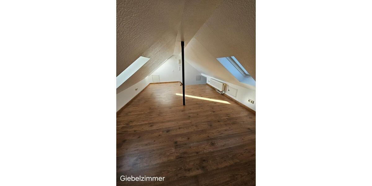 Etagenwohnung Düren Mariaweiler-Hoven - 2.5 Zimmer, 90 m&sup2;, 850&euro; | Angebot:25443963