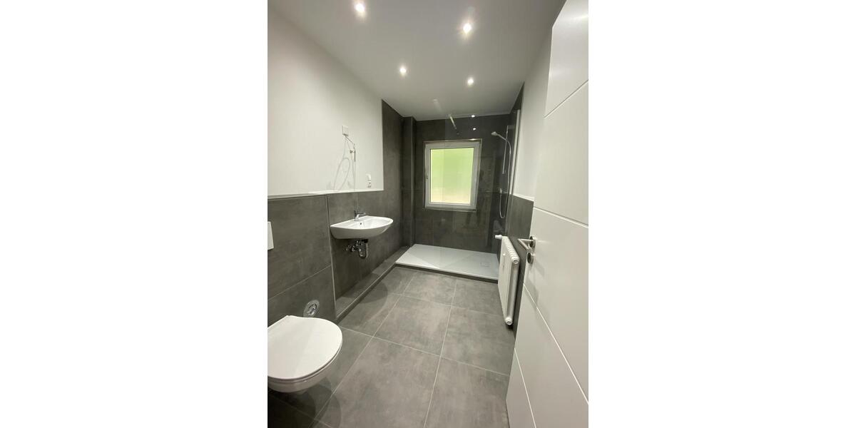 Dachgeschoßwohnung Aldenhoven - 4 Zimmer, 76 m&sup2;, 760&euro; | Angebot:26060422