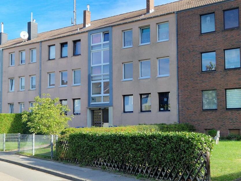 VON PRIVAT 6-Familienhaus mit 13 Garagen in Stolberg-Münsterbusch zimmer